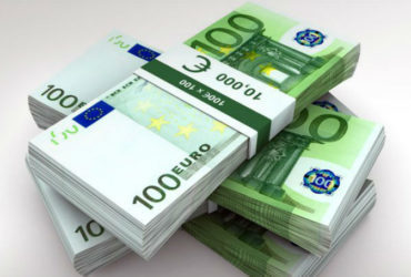 Ten thousand Euros (€10,000)